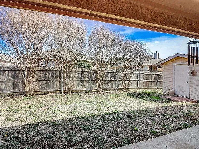 Country Crest Ln — Photo 19