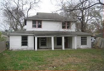 2nd image of 215 Weisenberger Dr