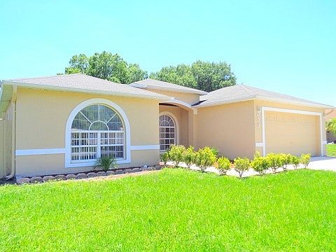 1st image of 653 Floridian Dr