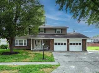 4212 Meadowsweet Dr, Dayton, OH 45424