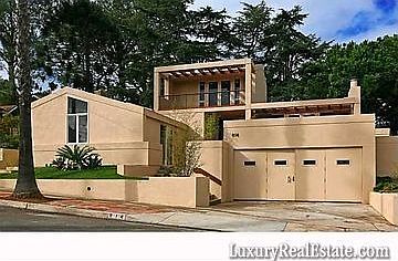 1st image of 814 Moana Dr