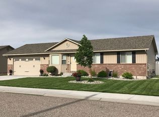 352 Kimberly Dr, Idaho Falls, ID 83401