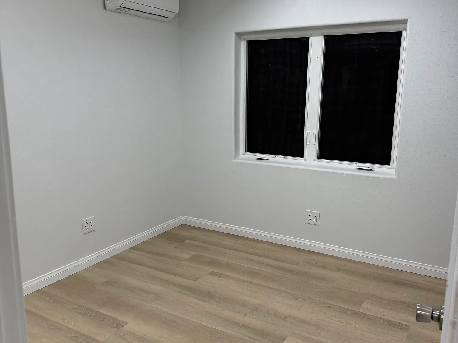 4 bed, 1200 sqft, $1,300 — Photo 3