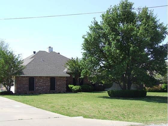1st image of 609 Aqua Vista Dr