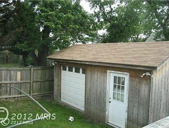 2nd image of 405 Ferndale Ave