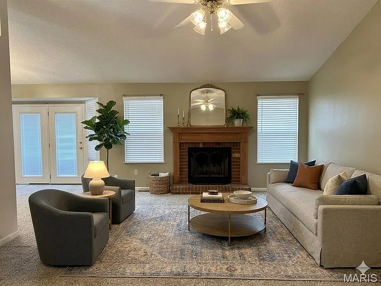621 Jaime Lynn Ct — Photo 3
