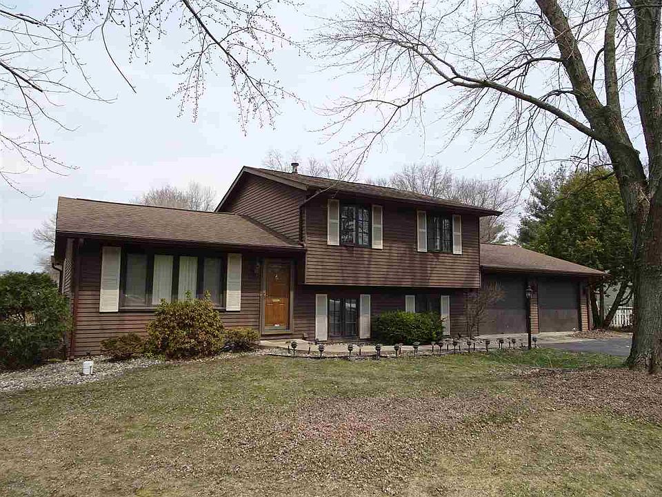 1st image of 3380 E North Country Ln