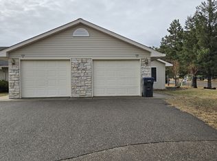 1218 Spruce Ct, New Richmond, WI 54017