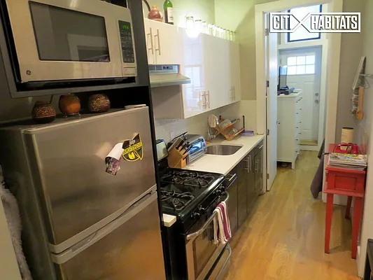 Rented by Citi Habitats | media 56