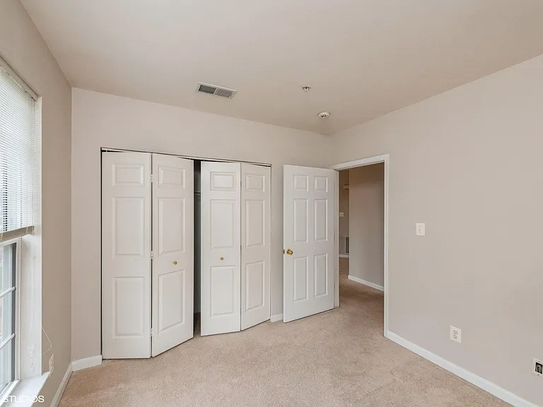 25340 Lake Mist Sq #301 — Photo 13