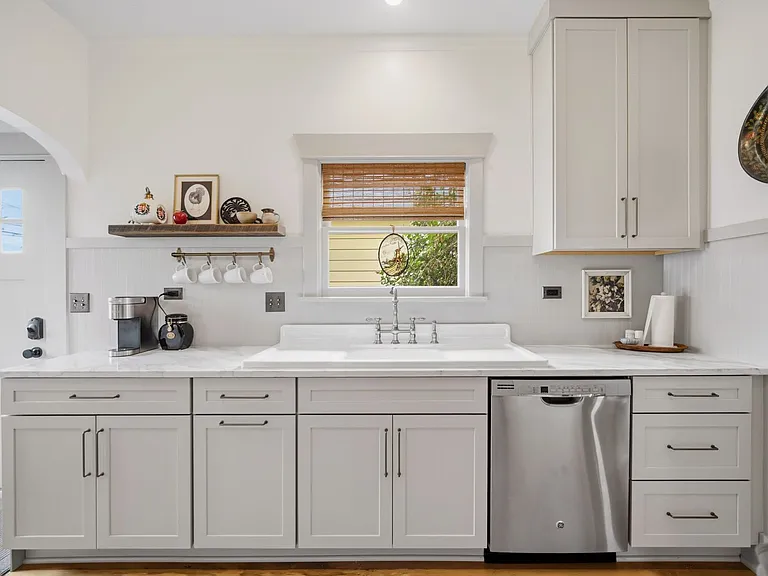 2612 W Dean Ave — Photo 44