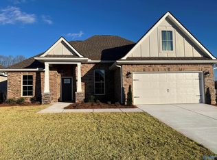 17776 Cabernet St, Athens, AL 35613