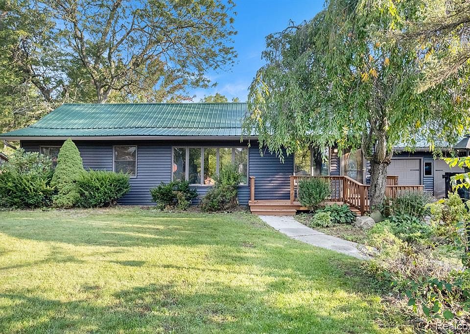 75 Burley Dr, Columbiaville, MI 48421 MLS 20230081413 Zillow