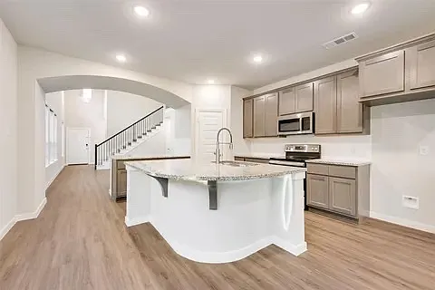 3937 Rochelle Ln — Photo 8
