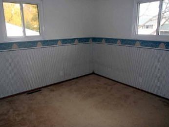 4th image of 518 Maplecrest Dr