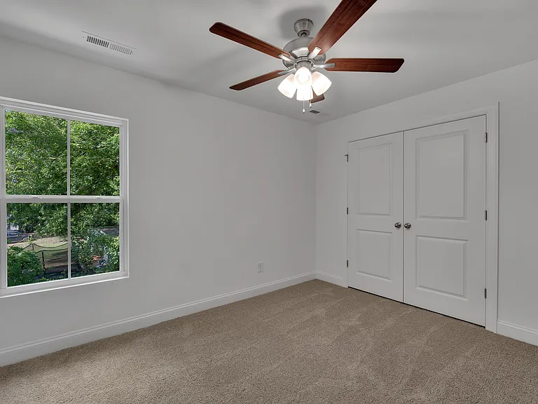 131 Hamil St — Photo 17
