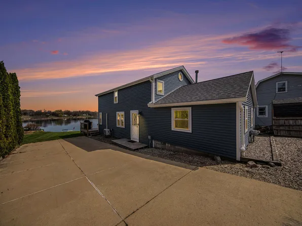 417 Wolf Lake Rd, Brooklyn, MI 49230