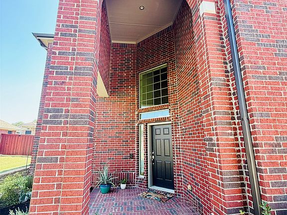 2nd image of 8132 Guadalupe Rd