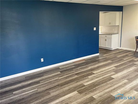 3rd image of 801 Sandusky St