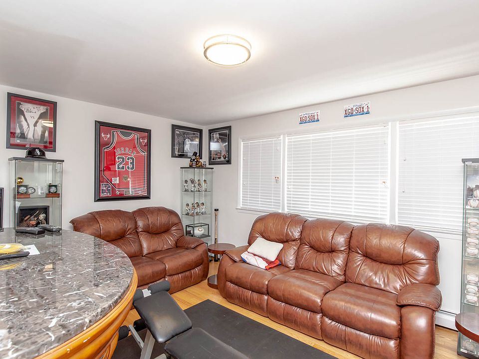 1st image of 4932 N Harlem Ave APT 1W