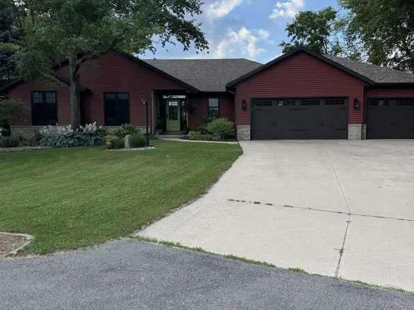 1828 Lake View Ter, Stoughton, WI 53589