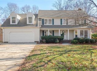 932 Paul Revere Ln, Gastonia, NC 28056