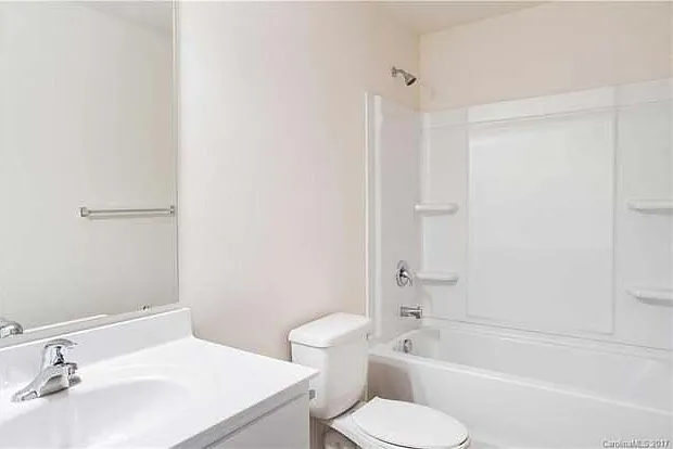 8214 Gabon Ct — Photo 6