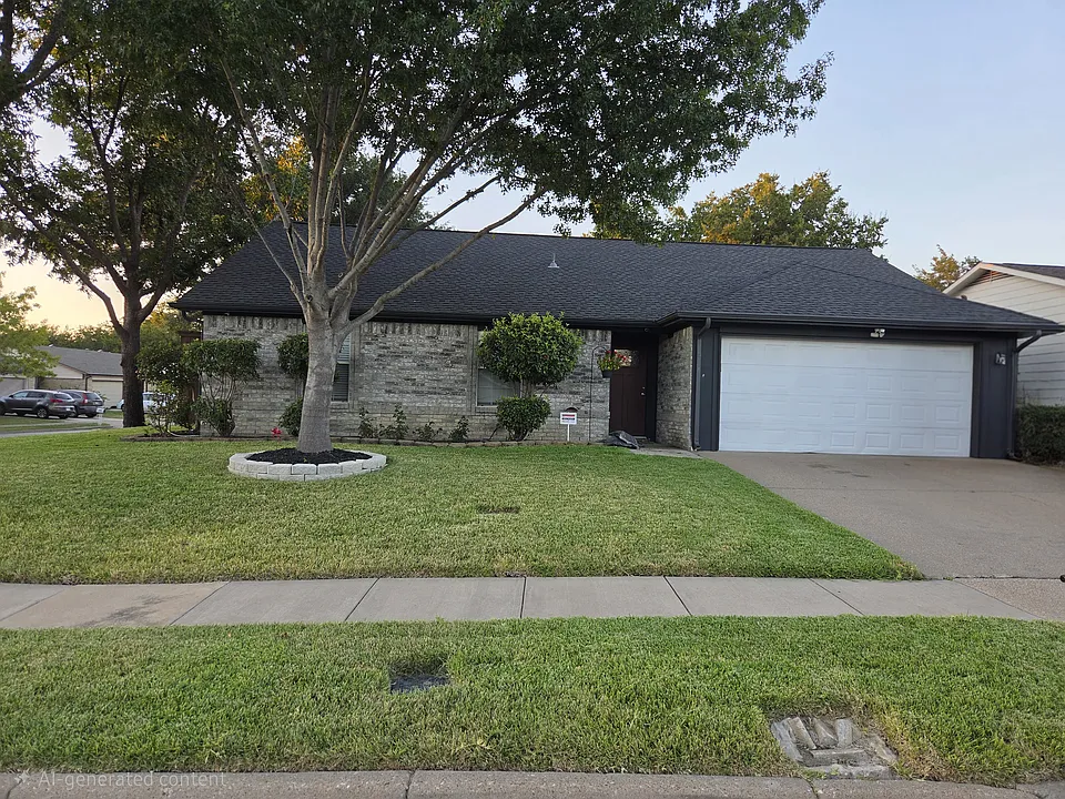 829 W Embercrest Dr
