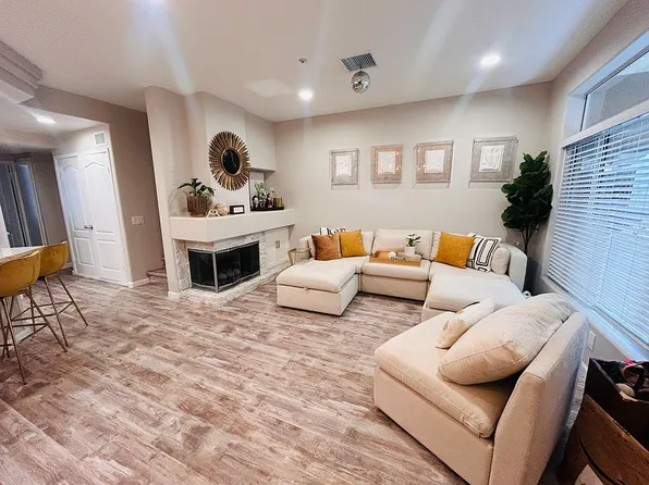 12604 Carmel Country Rd Unit 17, San Diego, CA 92130