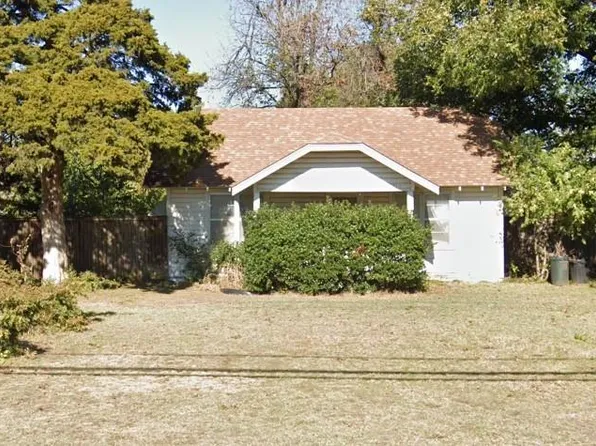 5519 NW 42nd St, Warr Acres, OK 73122