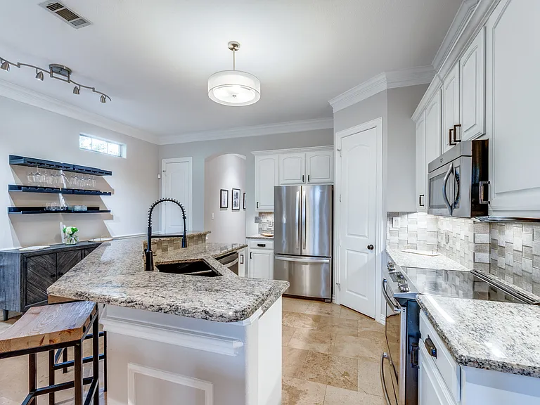 2608 N Garrett Ave #B — Photo 8