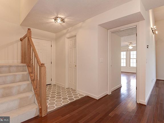 5th image of 12003 Ridge Knoll Dr Unit 805B