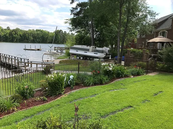 101 Wells Point Dr, Irmo, SC 29063