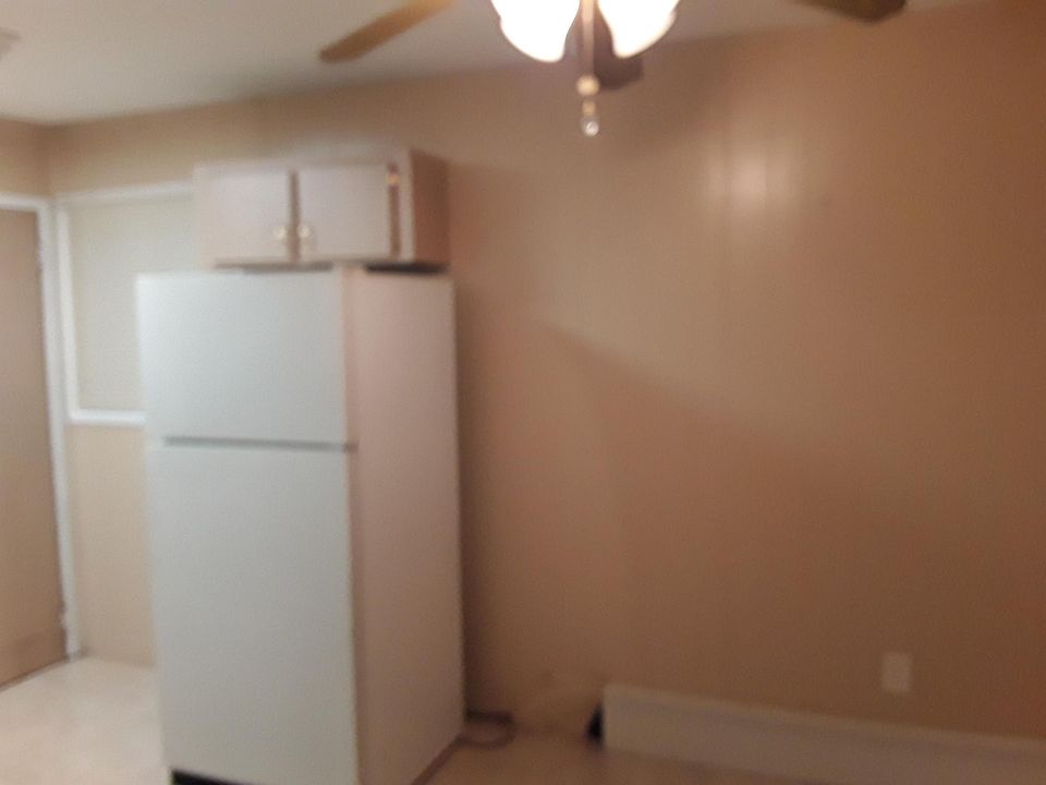 1st image of 247 S Mann Ave