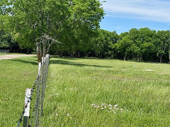 4th image of 4292 County Road 3108