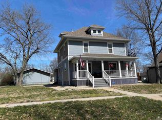 517 Frederick St, Clay Center, KS 67432