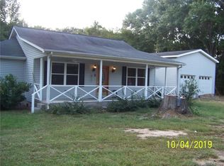 5231 William Martin Rd W, Great Falls, SC 29055