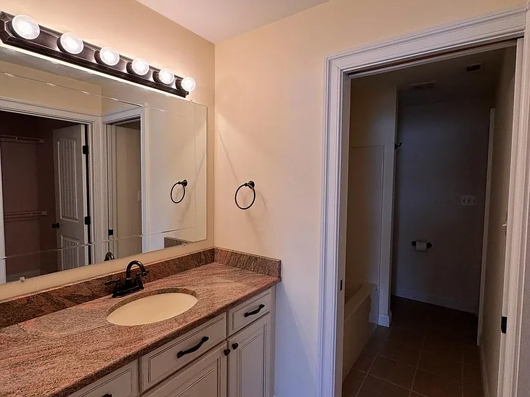 28795 Old Village Rd — Photo 24