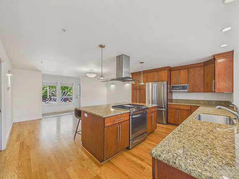 853 De Haro St — Photo 20