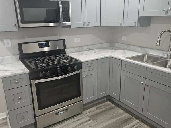3257 W Fulton Blvd #1, Chicago, IL 60624