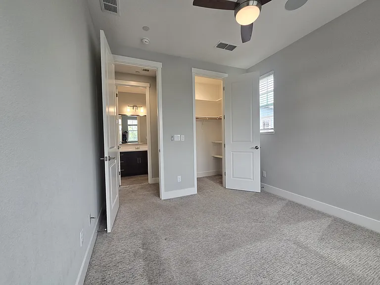 1429 Brody Bird Ln — Photo 48