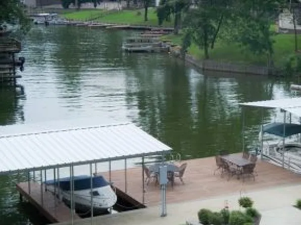 15850 N Cardinal Ln, Effingham, IL 62401