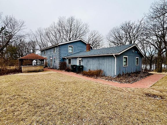 4th image of 6315 N River Rd