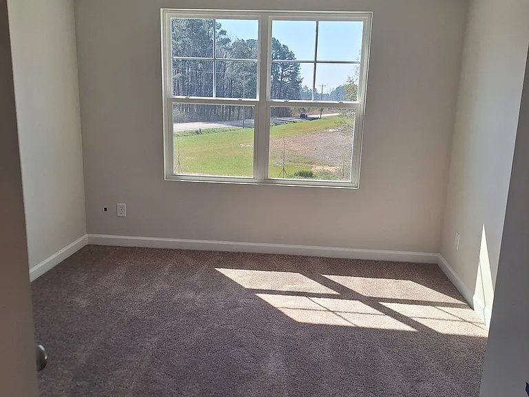 34 Gregory Village Dr — Photo 15