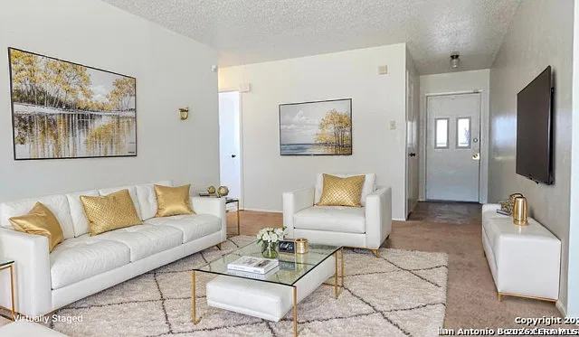 3 bed, 2.0 bath, 1108 sqft, $1,595 — Photo 4