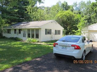 481 River Rd, Hastings, MI 49058