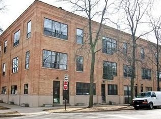 1321 W Belden Ave #D2, Chicago, IL 60614