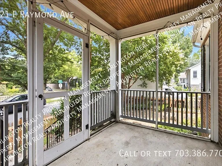 121 E Raymond Ave — Photo 5
