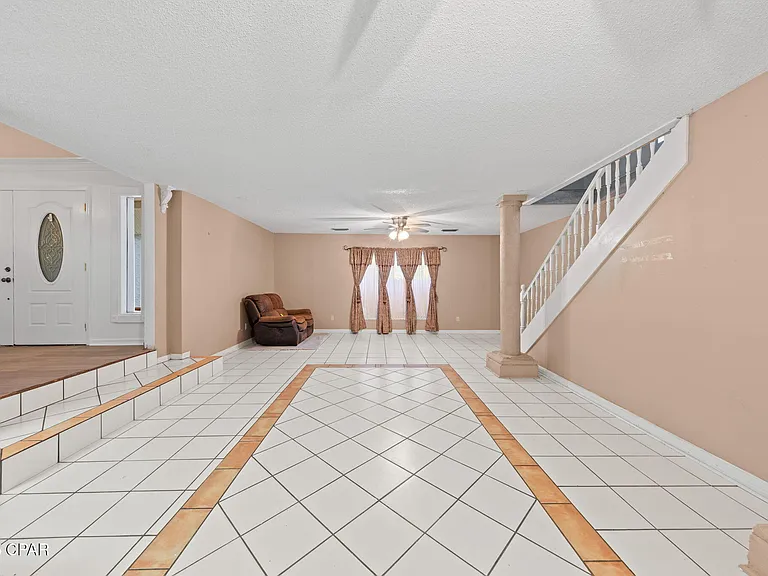 301 Fairway Blvd — Photo 15