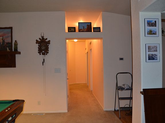 Hallway to bedrooms